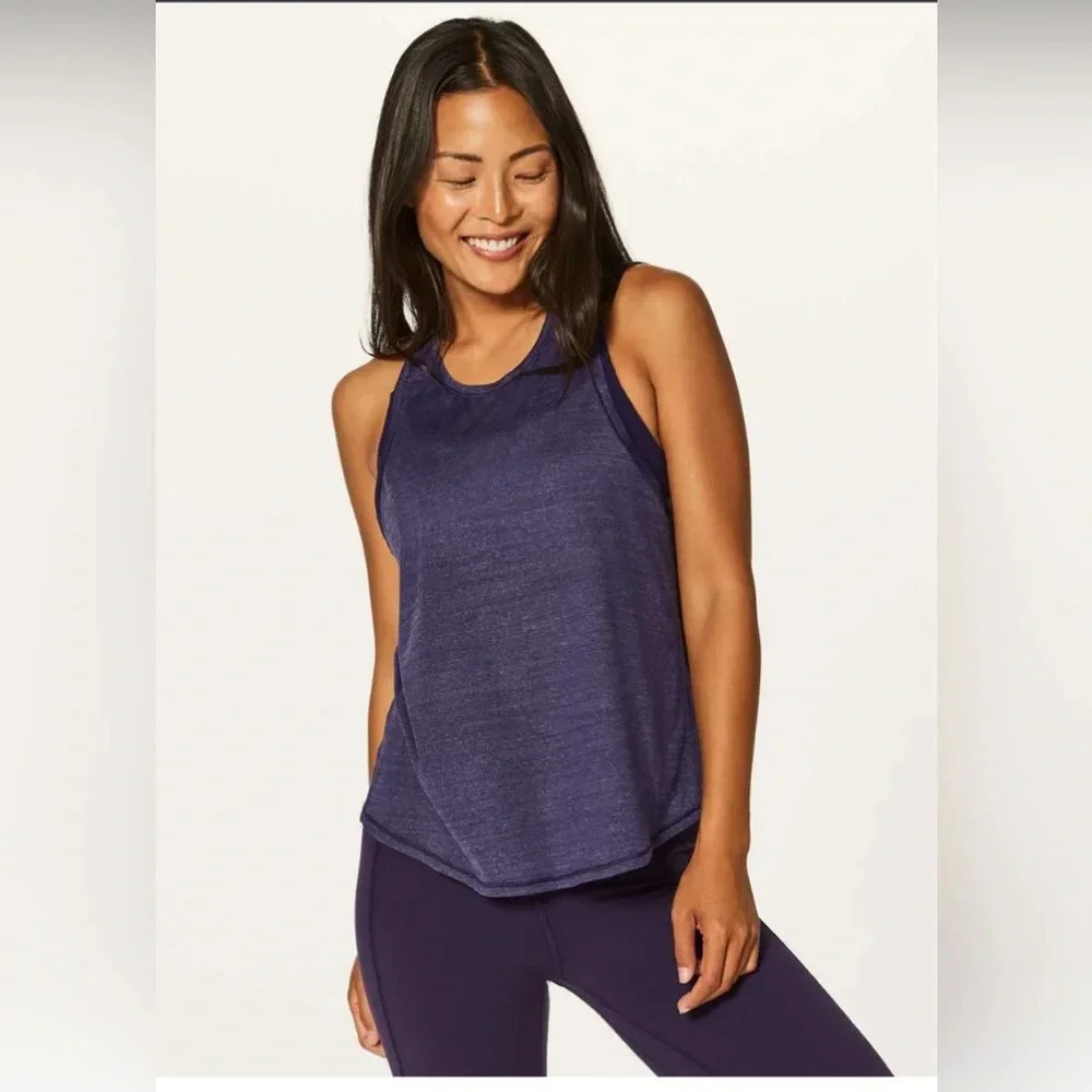 Lululemon Twist and Reach Tank in Heathered Aeon.  Size 12